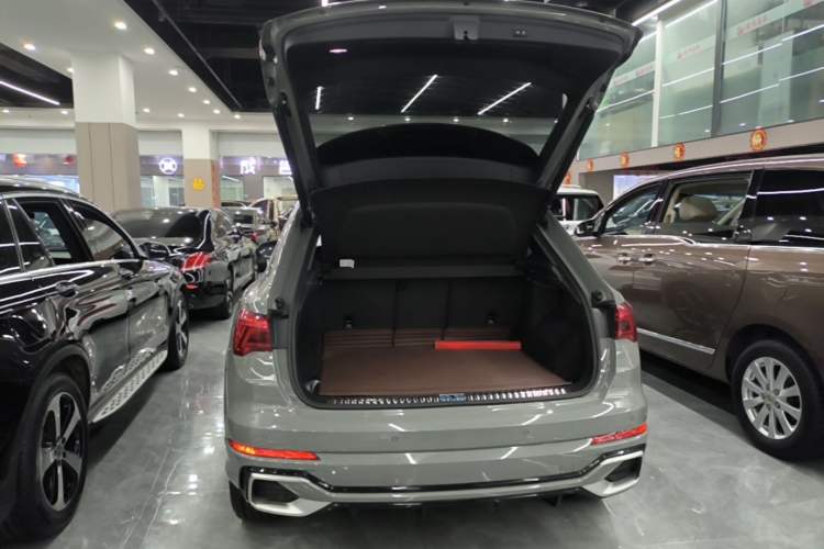 Used Audi Q3 2024 35 TFSI Fashion Dynamic Edition Trunk