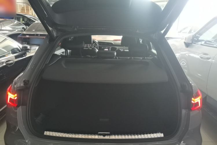 Used Audi Q3 2024 40 TFSI Fashion Dynamic Model Trunk