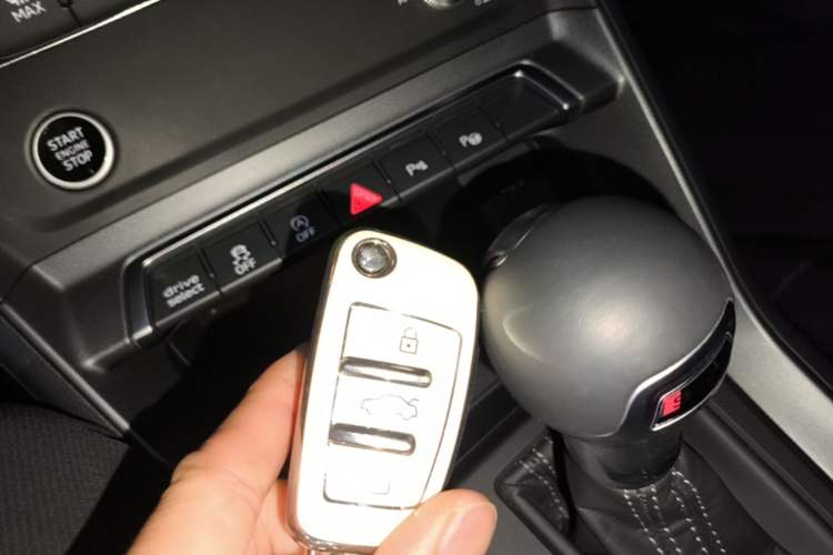 Used Audi Q3 2024 40 TFSI Fashion Dynamic Model Vehicle Key