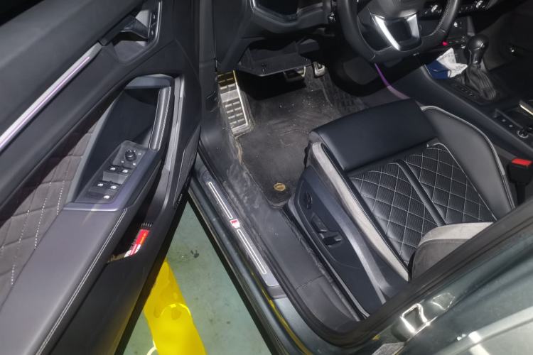 Used Audi Q3 2024 45 TFSI quattro Fashion Dynamic Edition Driver Seat