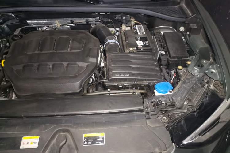 Used Audi Q3 2024 45 TFSI quattro Fashion Dynamic Edition Engine Bay Left