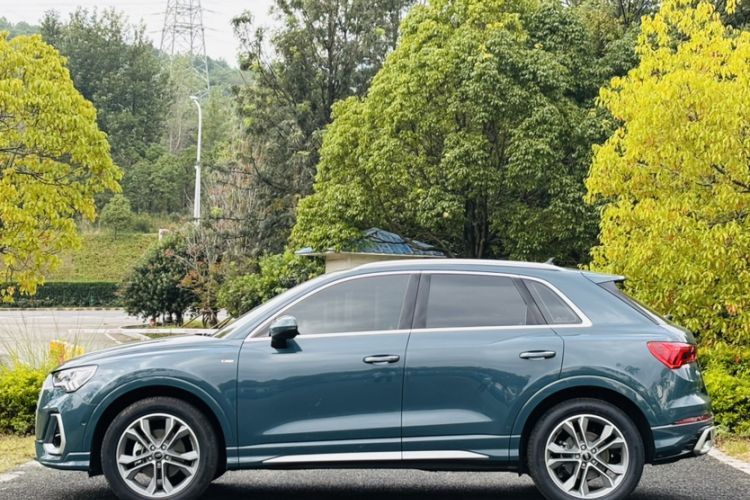 Used Audi Q3 2024 35 TFSI Fashion Dynamic Edition Exterior 7