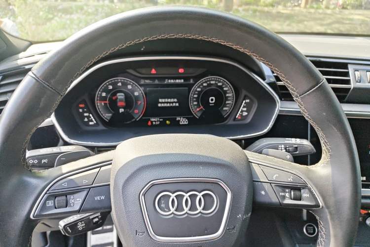 Used Audi Q3 2024 35 TFSI RS Package Performance Model Instrument Cluster