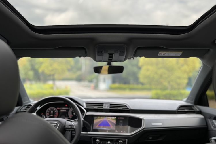 Used Audi Q3 2024 35 TFSI Fashion Dynamic Edition Interior 1