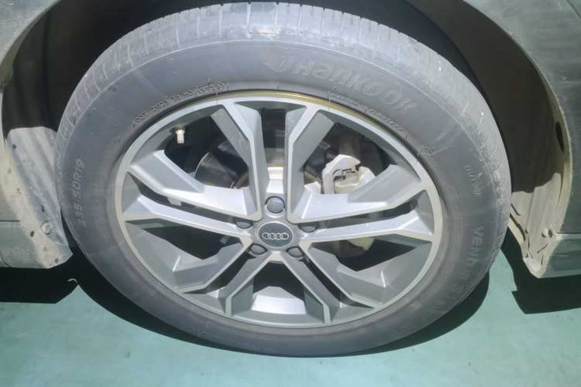 Used Audi Q3 2024 45 TFSI quattro Fashion Dynamic Edition Right Front Wheel Hub