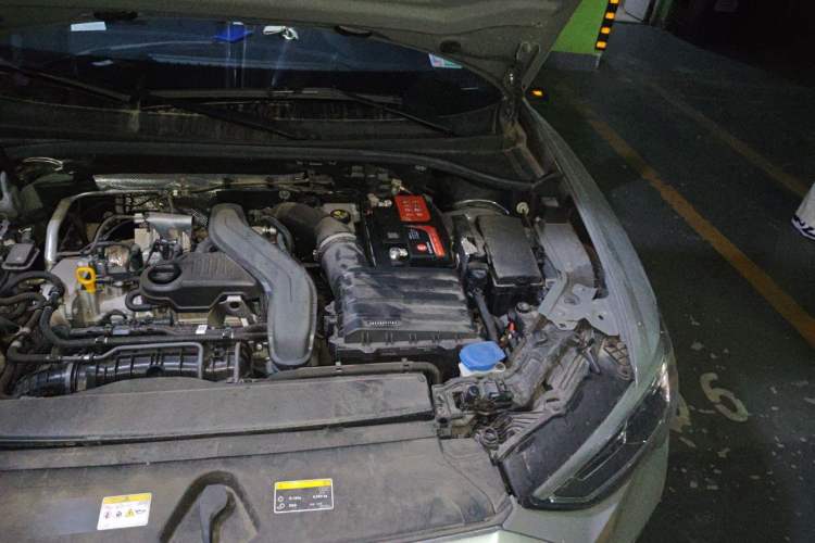 Used Audi Q3 2024 35 TFSI Fashion Dynamic Edition Engine Bay Left