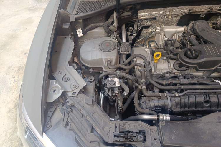 Used Audi Q3 2024 35 TFSI Ambition Dynamic Edition Engine Bay Right
