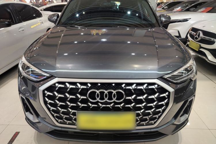 Used Audi Q3 2024 35 TFSI Fashion Dynamic Edition Exterior 1