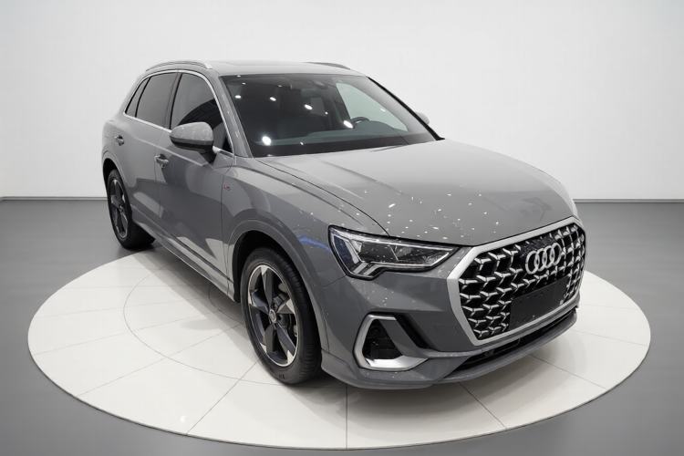 Used Audi Q3 2024 35 TFSI Fashion Dynamic Edition Exterior 1