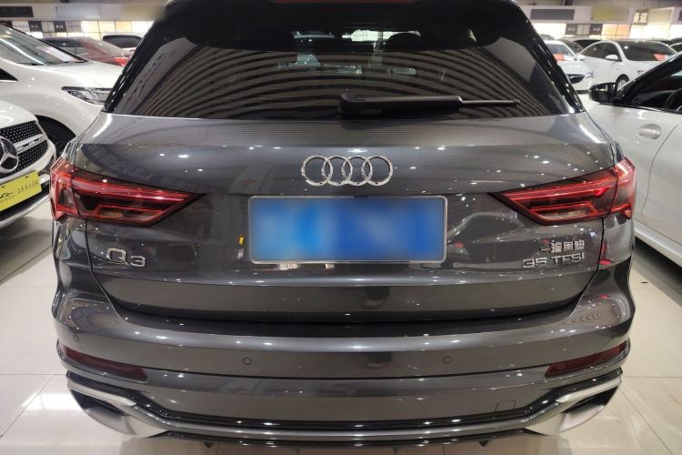 Used Audi Q3 2024 35 TFSI Fashion Dynamic Edition Exterior 4