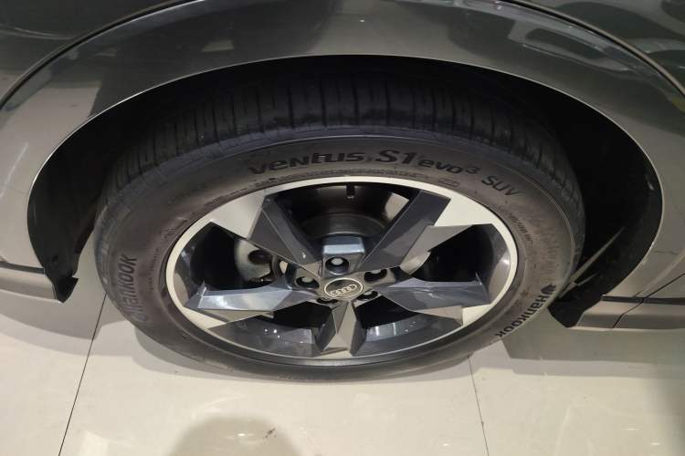 Used Audi Q3 2024 35 TFSI Fashion Dynamic Edition Exterior 7