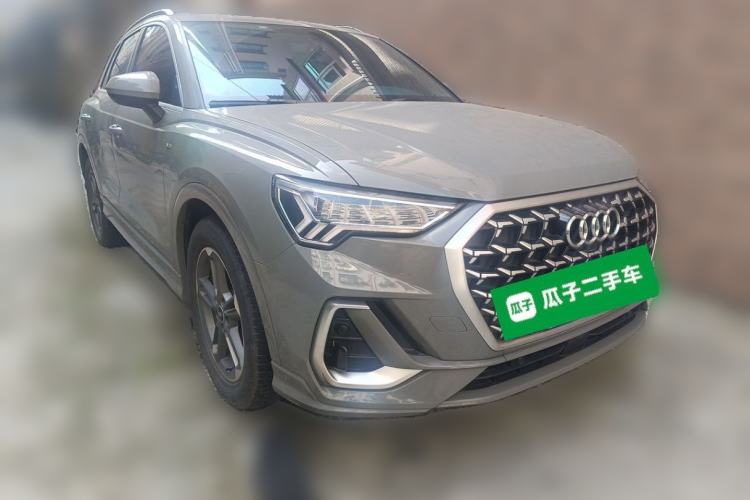 Used Audi Q3 2024 35 TFSI Ambition Dynamic Edition Front Right 45 Deg
