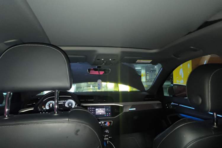 Used Audi Q3 2024 35 TFSI Fashion Dynamic Edition Headliner