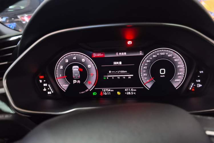 Used Audi Q3 2024 35 TFSI Fashion Dynamic Edition Instrument Cluster