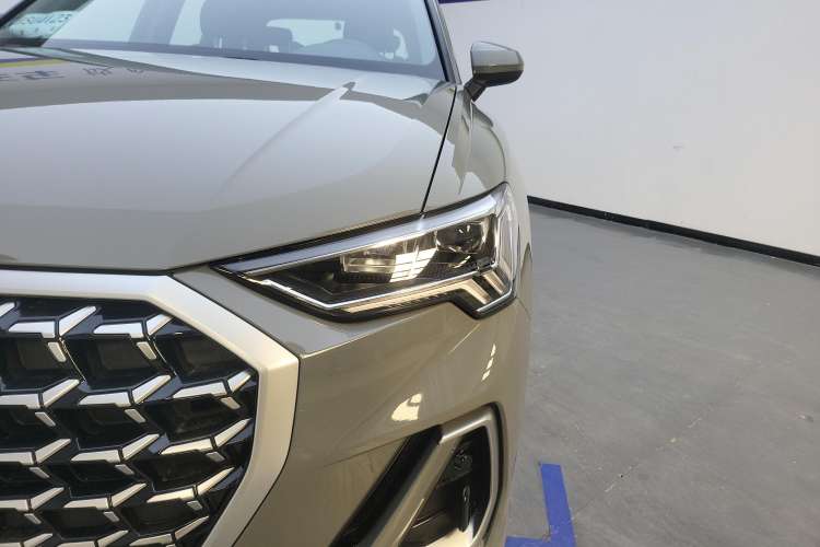 Used Audi Q3 2024 35 TFSI Fashion Dynamic Edition Left Front Headlight