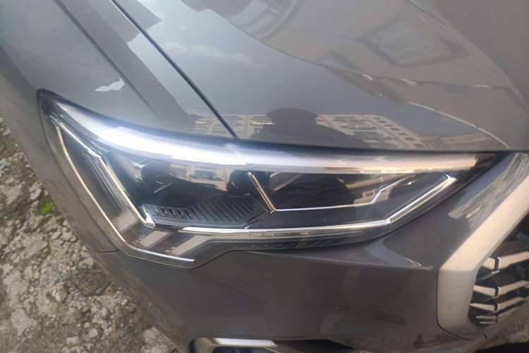 Used Audi Q3 2024 35 TFSI Ambition Dynamic Edition Right Front Headlight