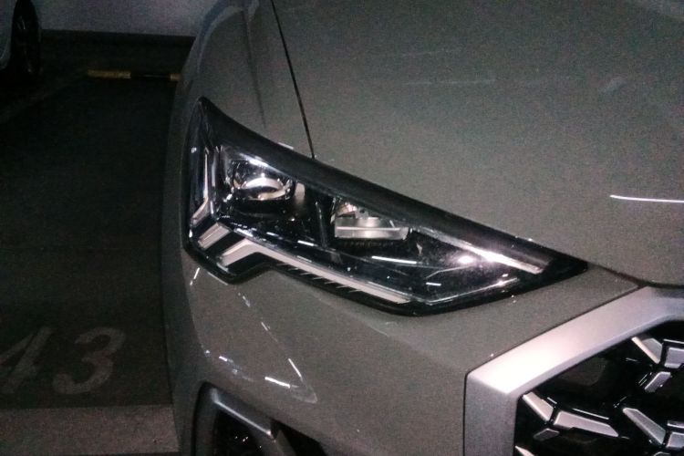 Used Audi Q3 2024 35 TFSI Fashion Dynamic Edition Right Front Headlight
