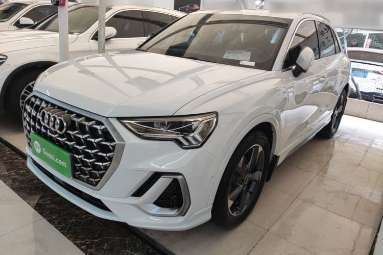 Used Audi Q3 2024 35 TFSI Fashion Dynamic Edition Guazi used car, China used car export, Used car for sale, Used cars, Cheapest cars for sale