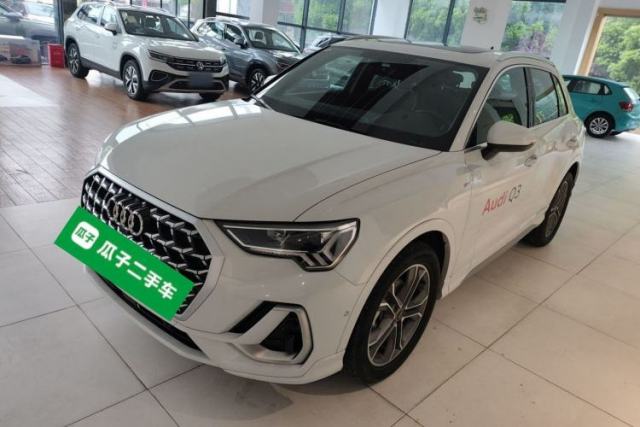 Used Audi Q3 2024 40 TFSI Fashion Dynamic Model