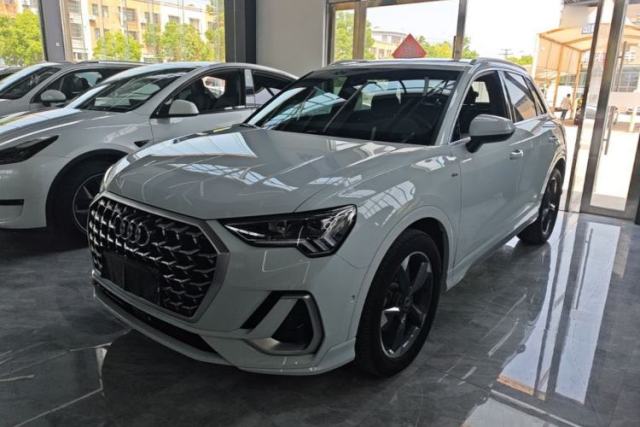 Used Audi Q3 2024 35 TFSI Fashion Dynamic Edition