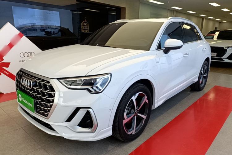 Gebrauchter Audi Q3 2024 35 TFSI Fashion Dynamic Edition Guazi used car, China used car export, Used car for sale, Used cars, Cheapest cars for sale