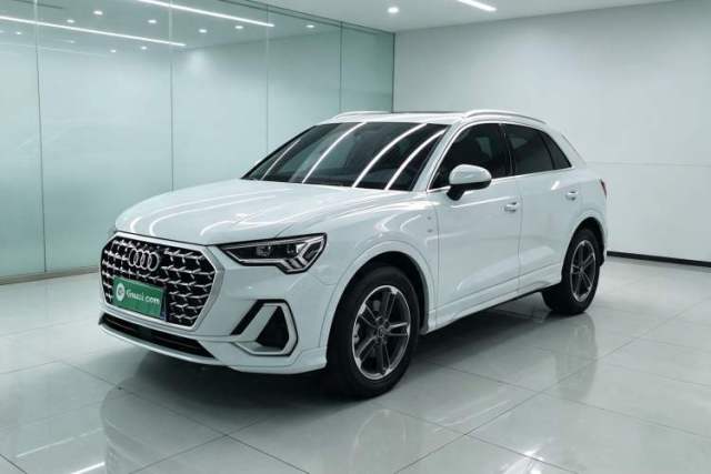 Used Audi Q3 2024 35 TFSI Ambition Dynamic Edition