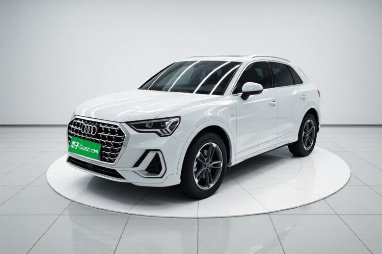 Gebrauchter Audi Q3 2024 35 TFSI Ambition Dynamic Edition Guazi used car, China used car export, Used car for sale, Used  cars, Cheapest cars for sale