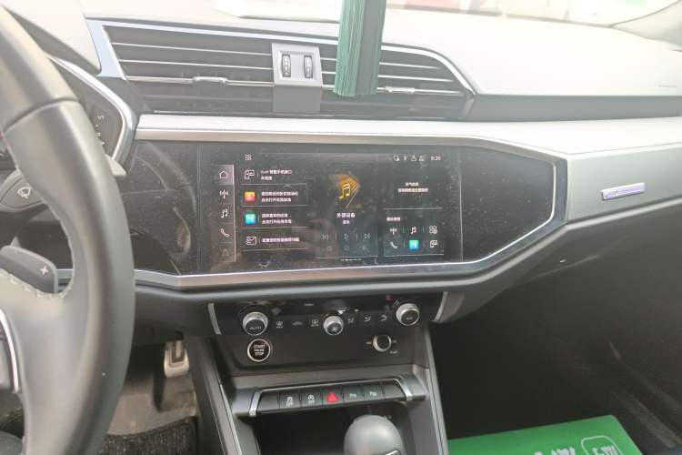 Used Audi Q3 2024 35 TFSI Fashion Dynamic Edition Audio And AC Panel