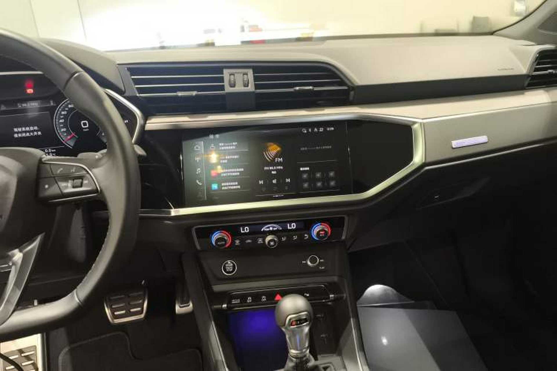 Used Audi Q3 2024 40 TFSI Fashion Dynamic Model Audio And AC Panel