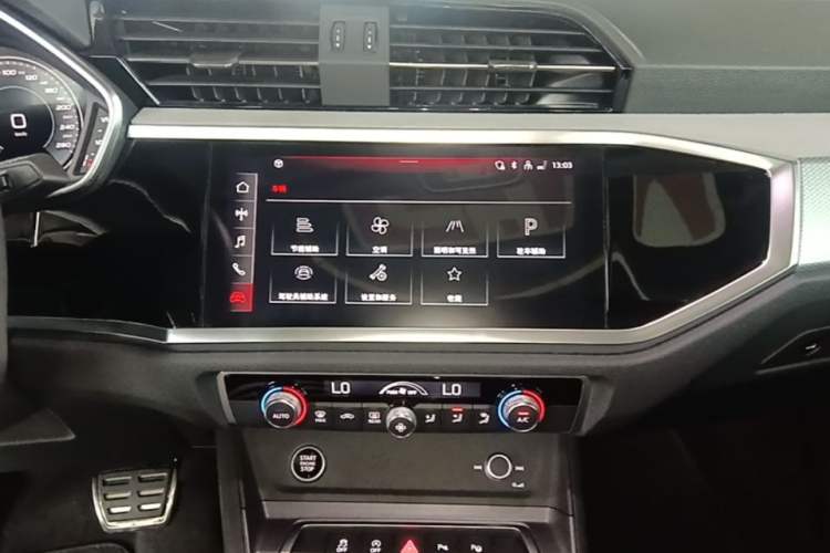 Used Audi Q3 2024 35 TFSI Fashion Dynamic Edition Audio And AC Panel