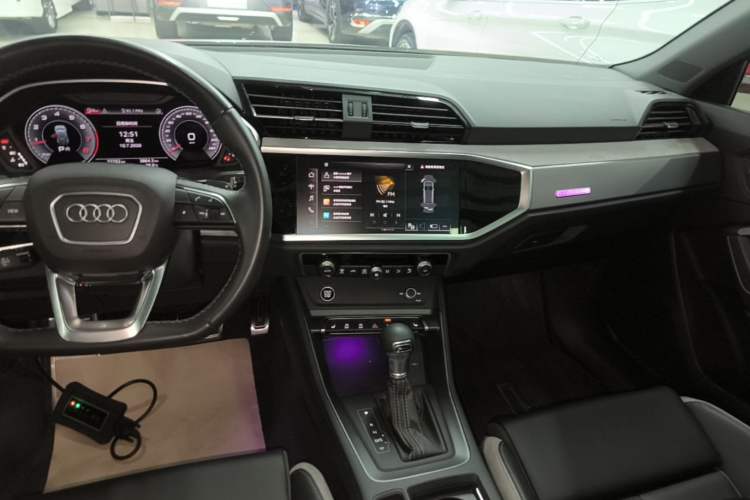 Used Audi Q3 2024 35 TFSI Fashion Dynamic Edition Audio And AC Panel