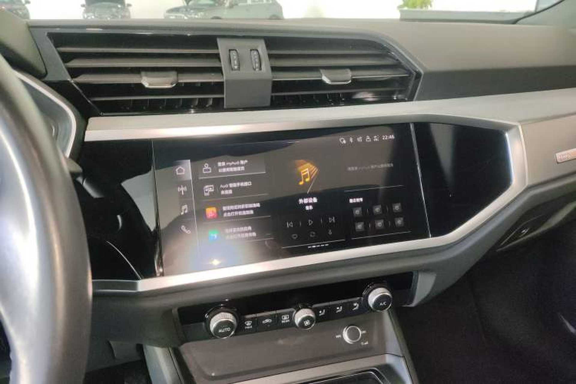 Used Audi Q3 2024 35 TFSI Ambition Dynamic Edition Audio And AC Panel