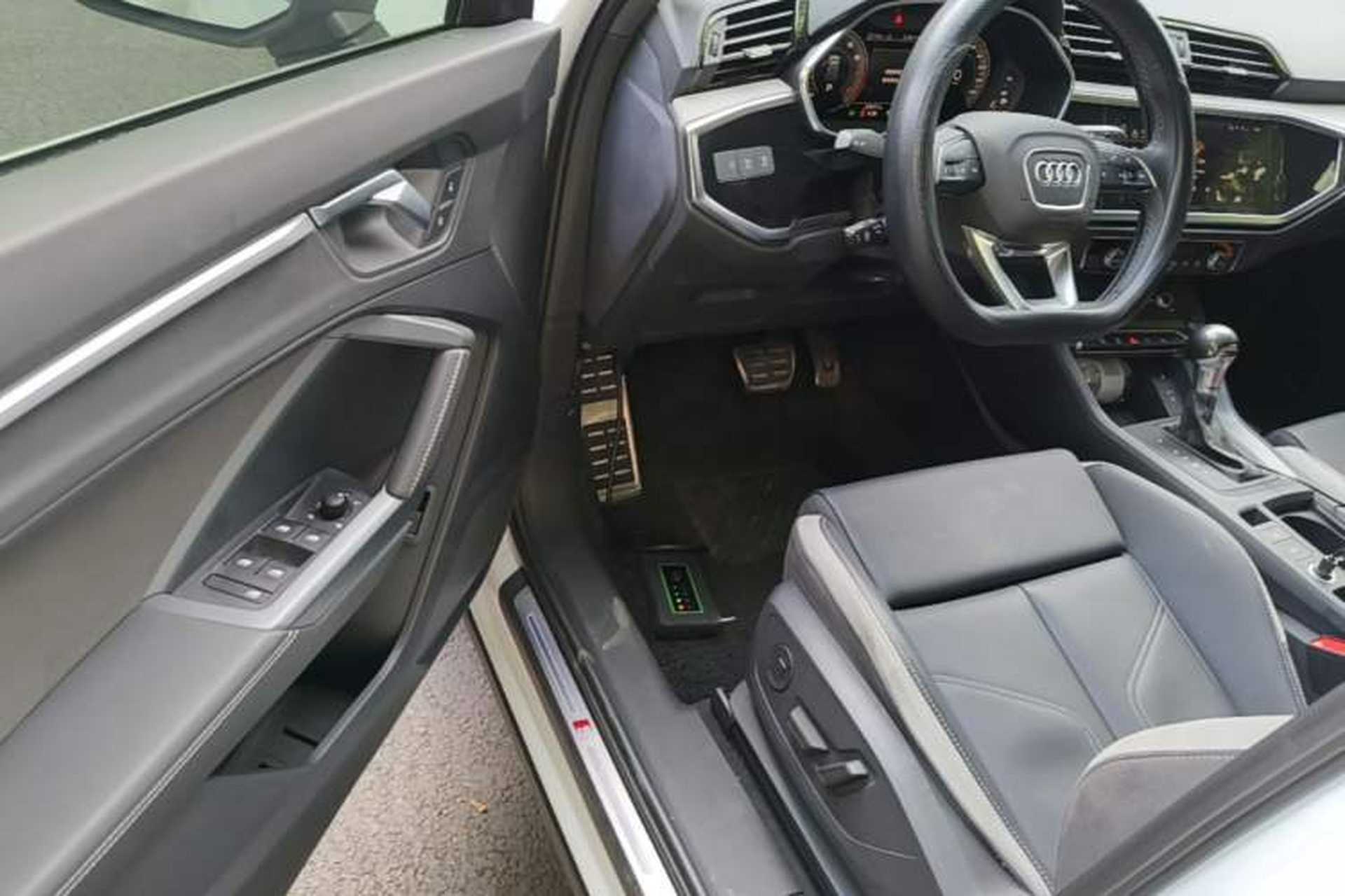 Used Audi Q3 2024 35 TFSI Fashion Dynamic Edition Driver Seat