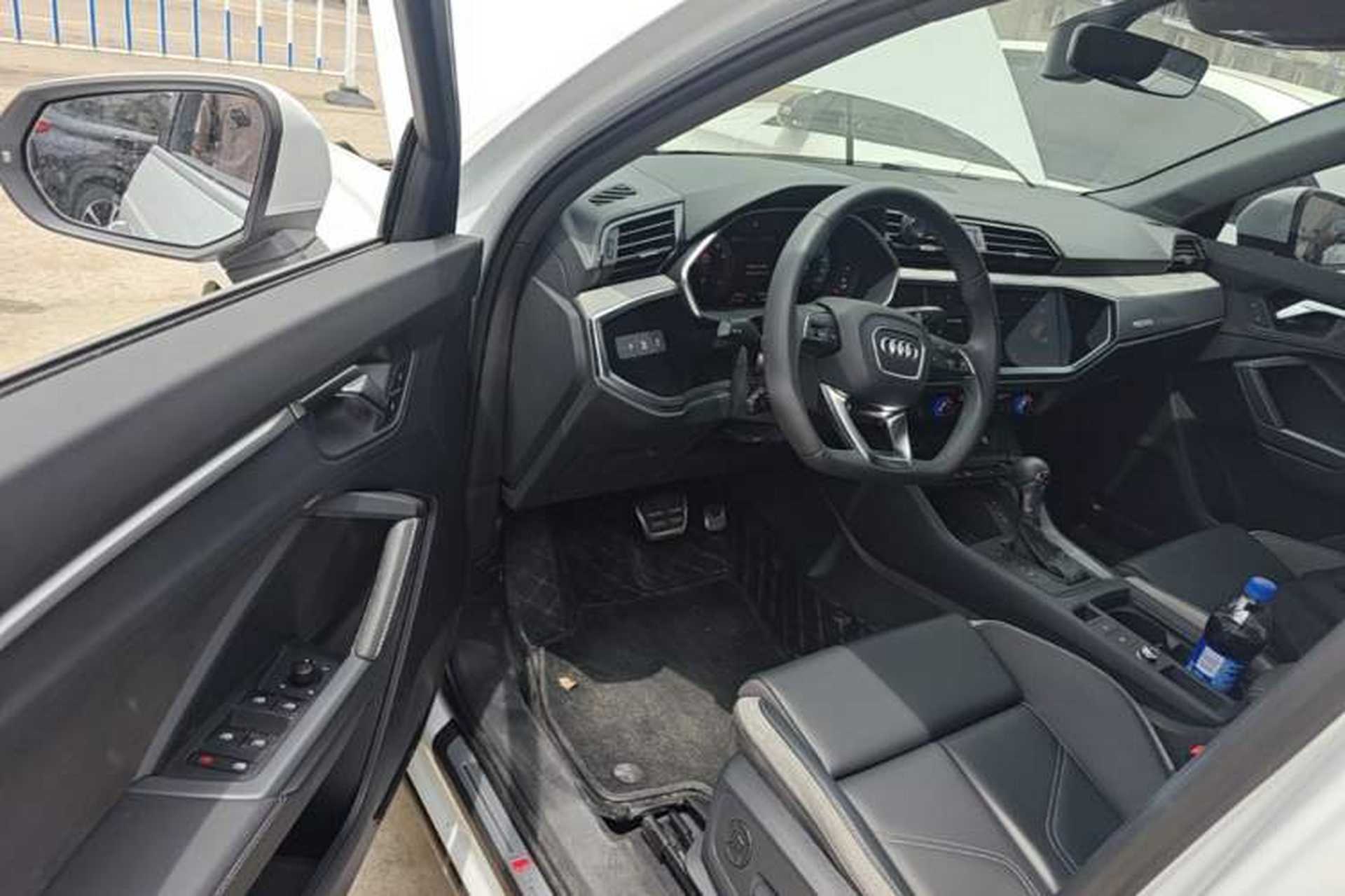 Used Audi Q3 2024 35 TFSI Fashion Dynamic Edition Driver Seat
