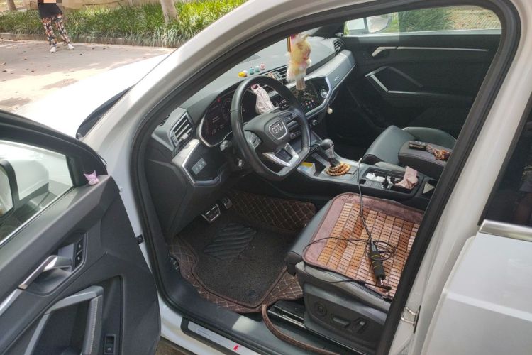 Used Audi Q3 2024 35 TFSI Fashion Dynamic Edition Driver Seat
