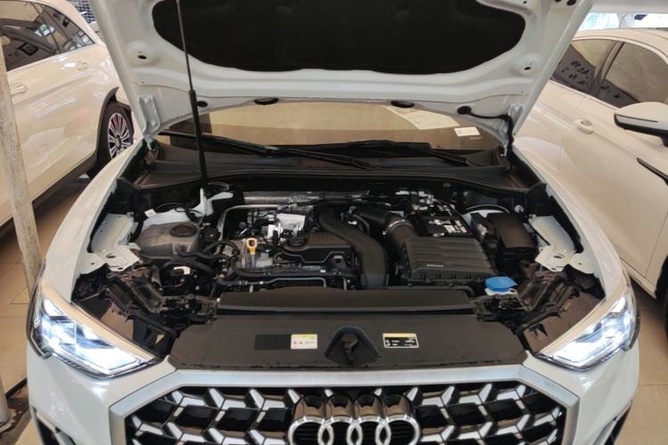 Used Audi Q3 2024 35 TFSI Fashion Dynamic Edition Engine Bay