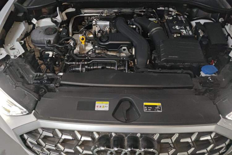 Used Audi Q3 2024 35 TFSI Fashion Dynamic Edition Engine Bay