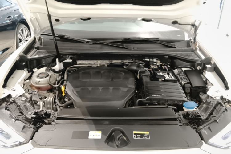 Used Audi Q3 2024 40 TFSI Fashion Dynamic Model Engine Bay