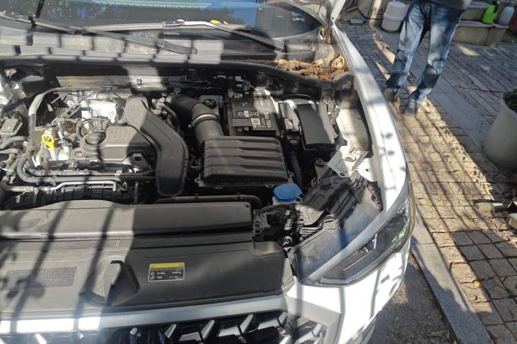 Used Audi Q3 2024 35 TFSI Fashion Dynamic Edition Engine Bay Left