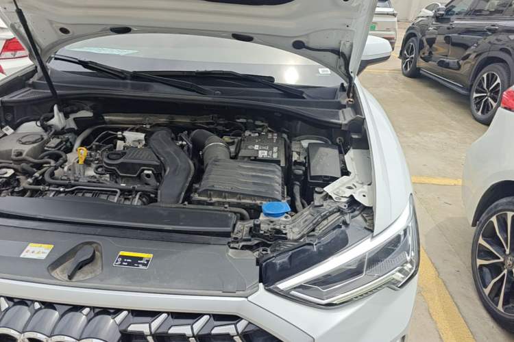 Used Audi Q3 2024 35 TFSI Fashion Dynamic Edition Engine Bay Left