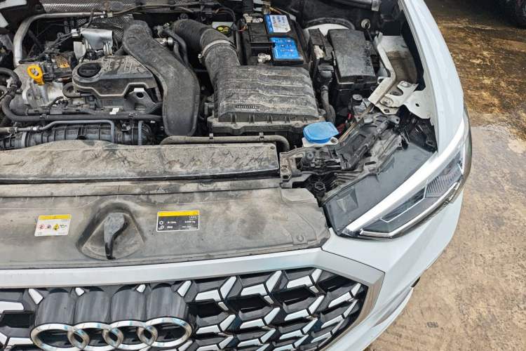 Used Audi Q3 2024 35 TFSI Fashion Dynamic Edition Engine Bay Left