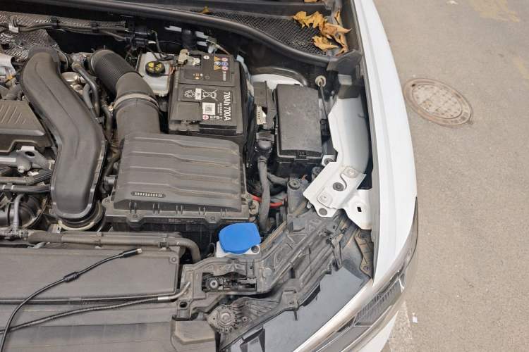 Used Audi Q3 2024 35 TFSI Fashion Dynamic Edition Engine Bay Left