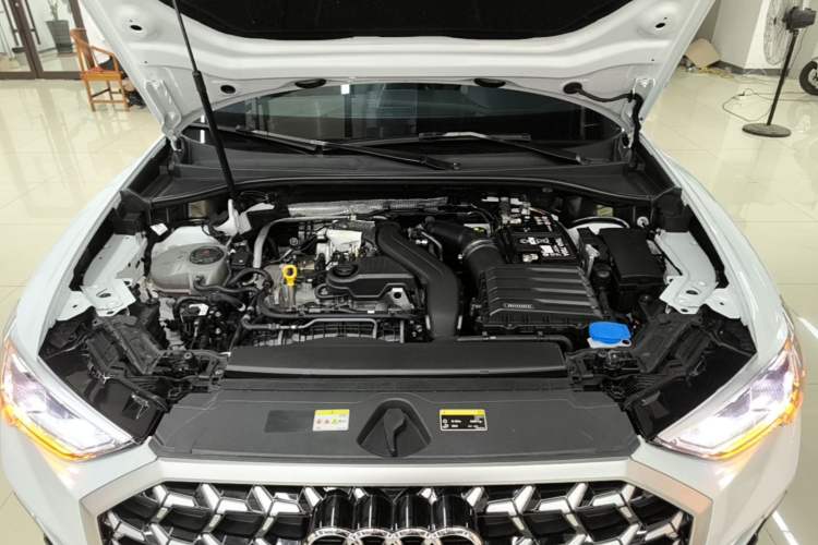 Used Audi Q3 2024 35 TFSI Fashion Dynamic Edition Engine Bay