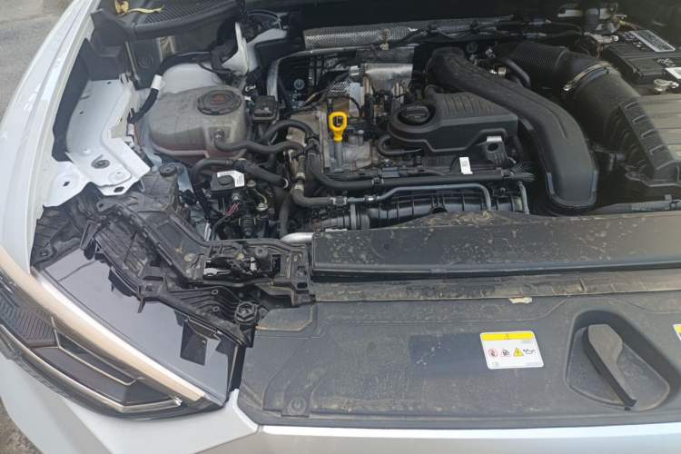 Used Audi Q3 2024 35 TFSI Fashion Dynamic Edition Engine Bay Right