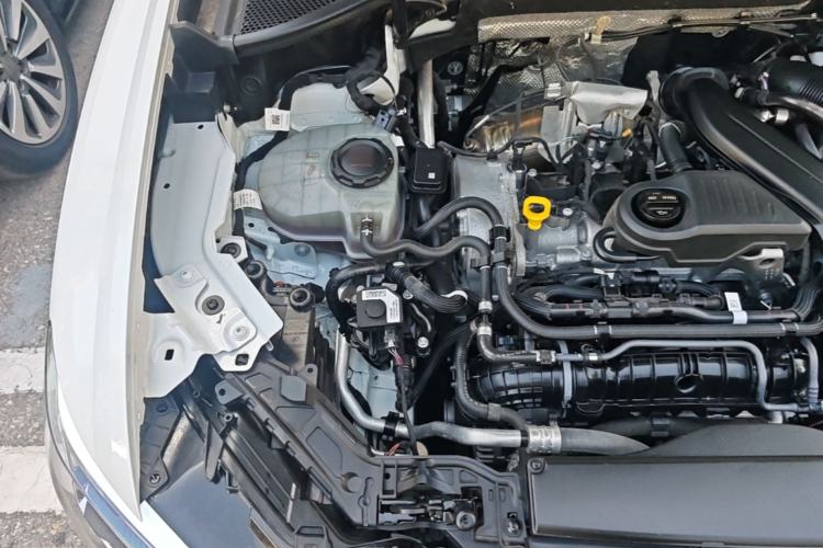 Used Audi Q3 2024 35 TFSI Stylish and Elegant Edition Engine Bay Right