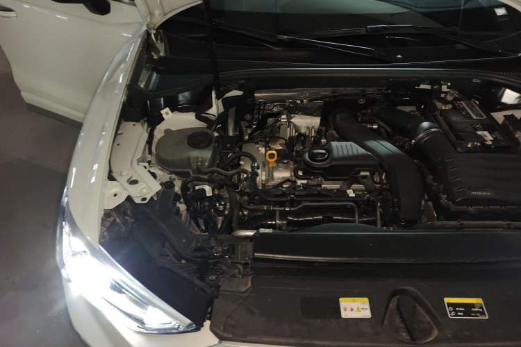 Used Audi Q3 2024 35 TFSI Fashion Dynamic Edition Engine Bay Right