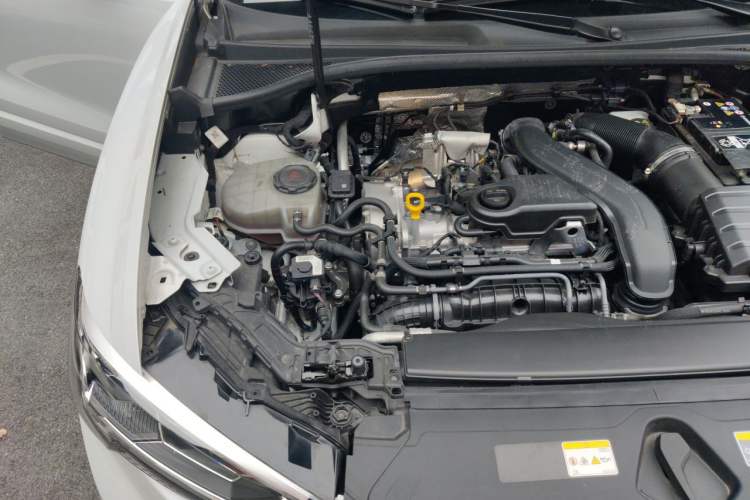 Used Audi Q3 2024 35 TFSI Fashion Dynamic Edition Engine Bay Right