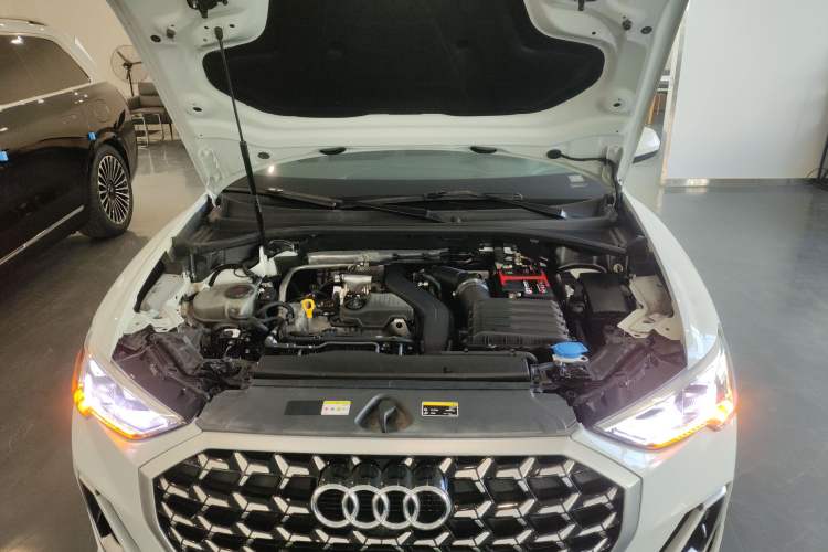 Used Audi Q3 2024 35 TFSI Ambition Dynamic Edition Engine Bay