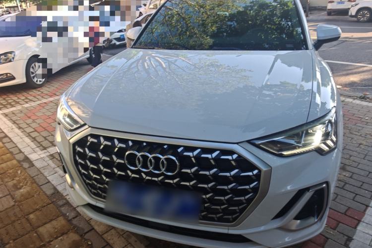 Used Audi Q3 2024 35 TFSI Fashion Dynamic Edition Exterior 1