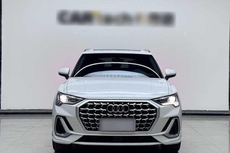 Used Audi Q3 2024 35 TFSI Fashion Dynamic Edition Exterior 1